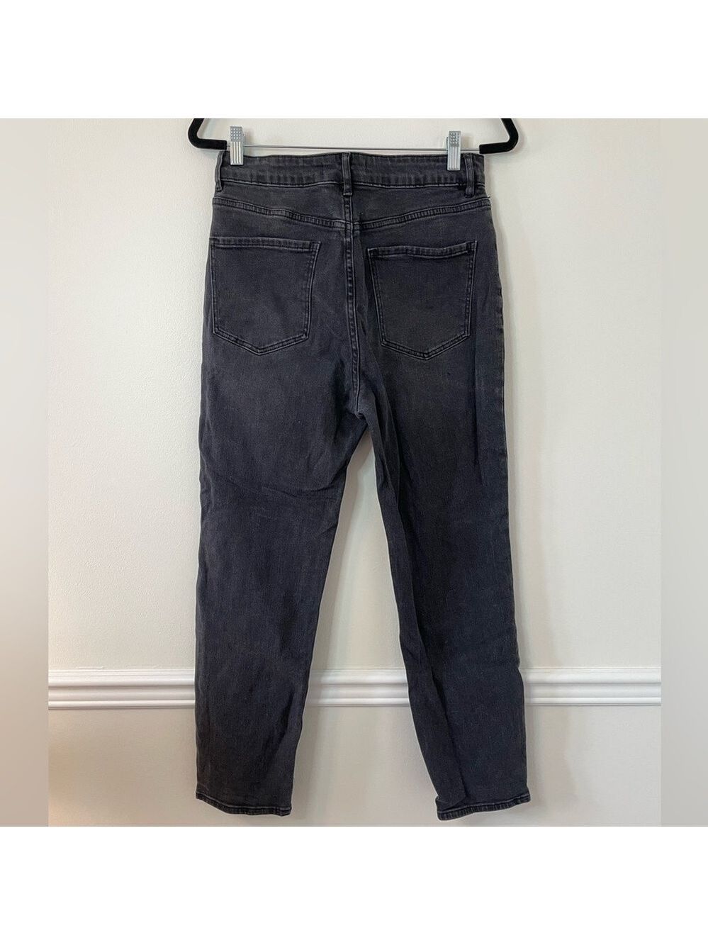 Forever New Eva High Rise Mom Jeans 6 Washed Black - Picture 6 of 11